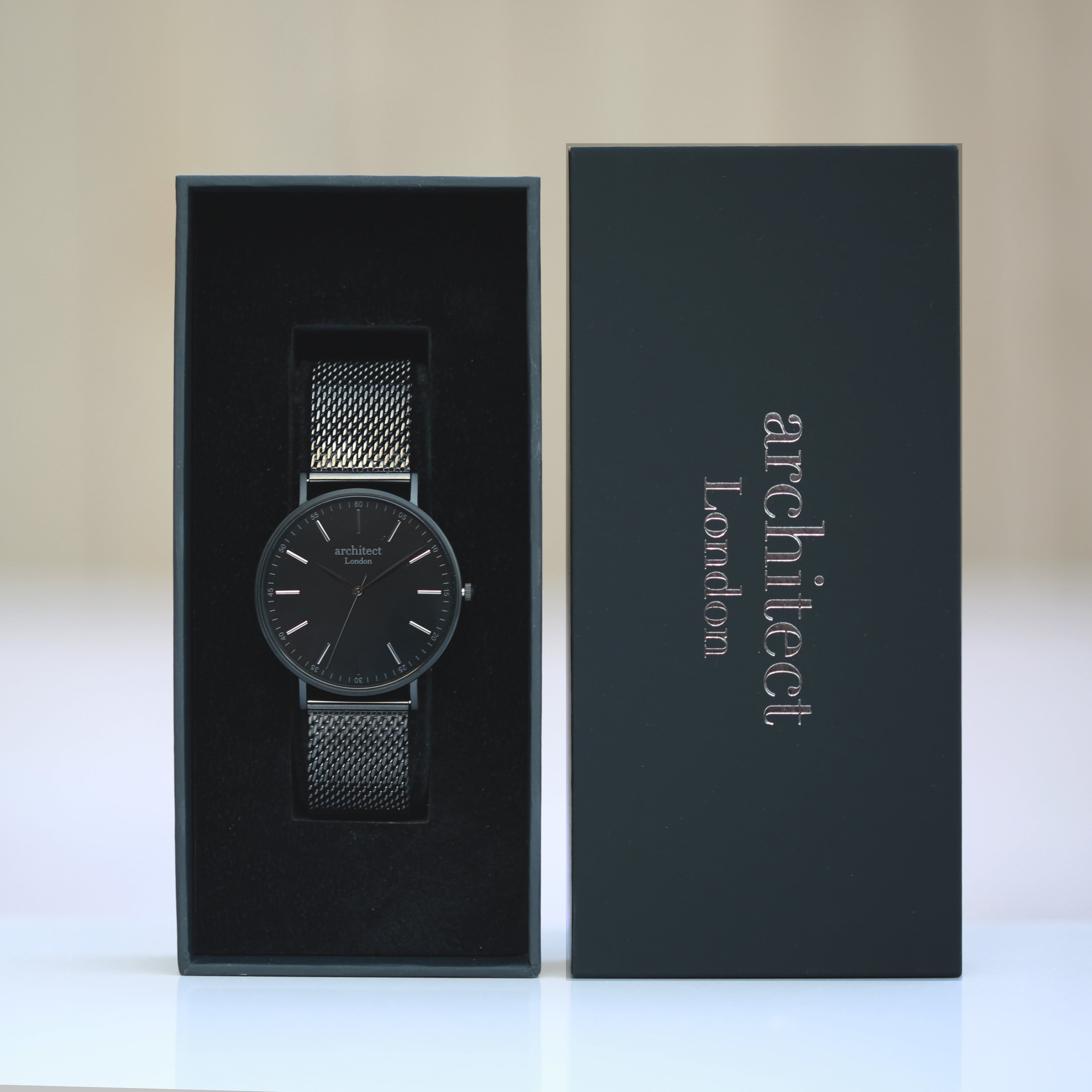 Handwriting Engraving - Men's Minimalist Watch + Pitch Black Mesh Strap