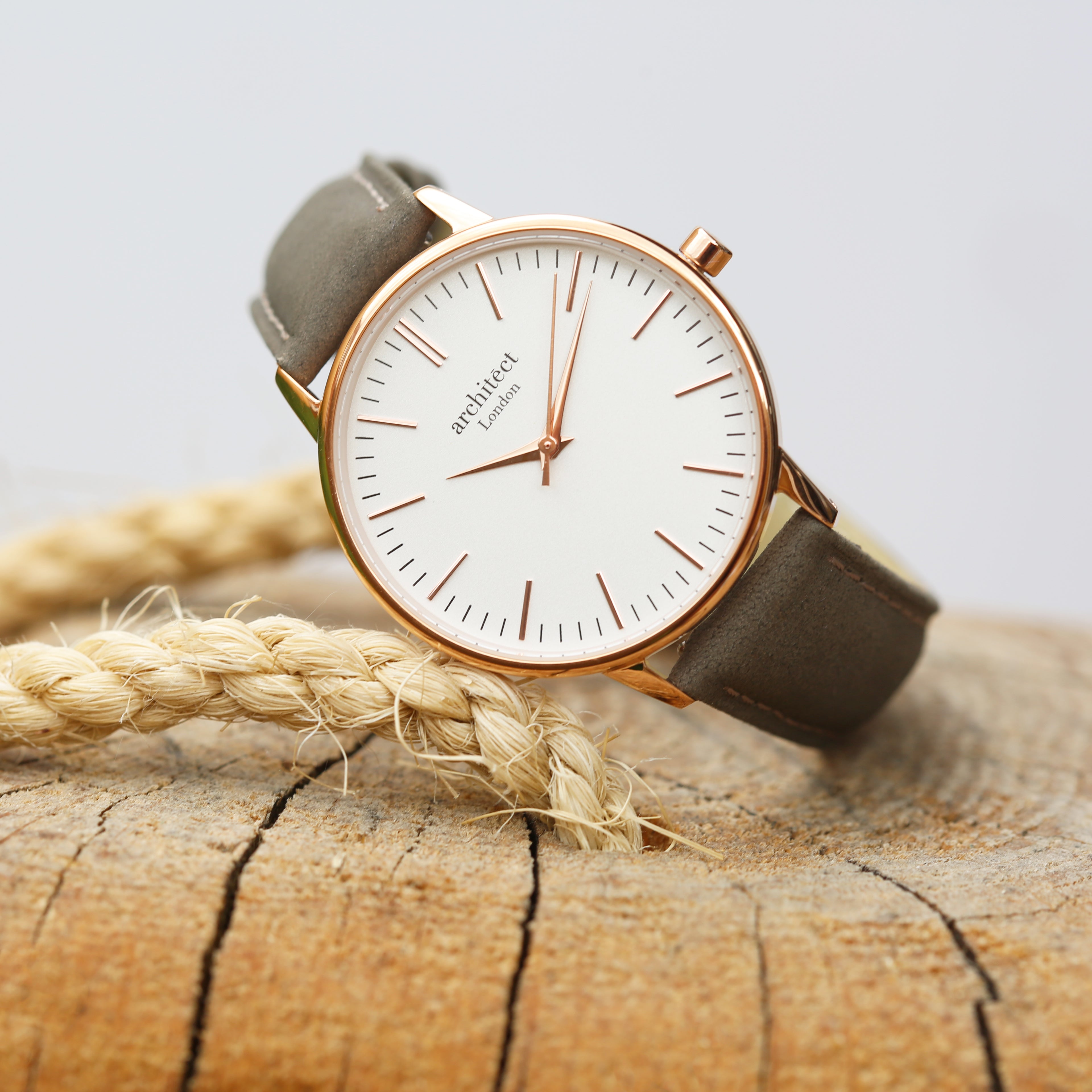 Ladies Architēct Blanc - Modern Font Engraving + Light Grey Strap - Wear We Met